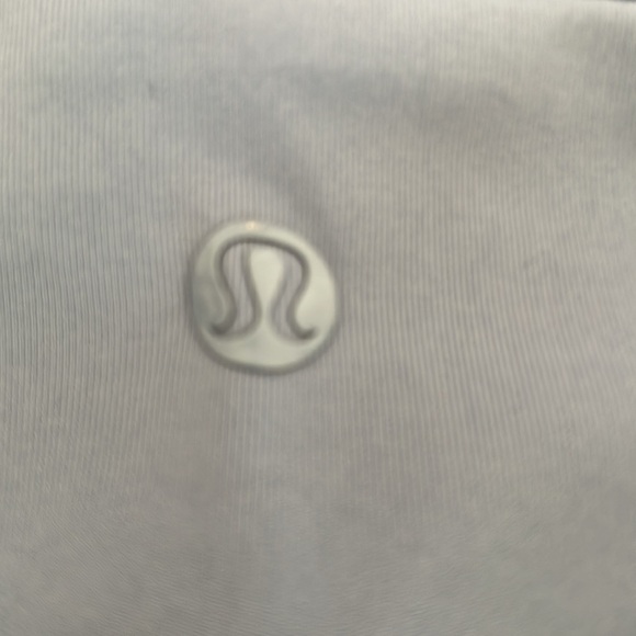 LULULEMON DUSTY BLUE KNEE LENGTH LEGGING - Picture 3 of 5